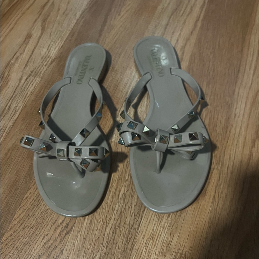 Valentino Rockstud Sandal size 37